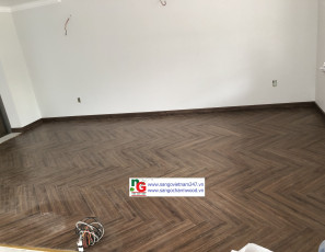 Sàn gỗ xương cá Charm Wood C04 - vân gỗ Cầm Lai cho biệt thự Phú Mỹ, Q.7