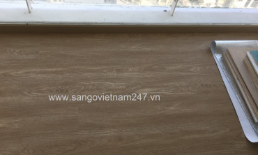 Sàn gỗ chịu nước lót ban công màu Sồi tự nhiên 